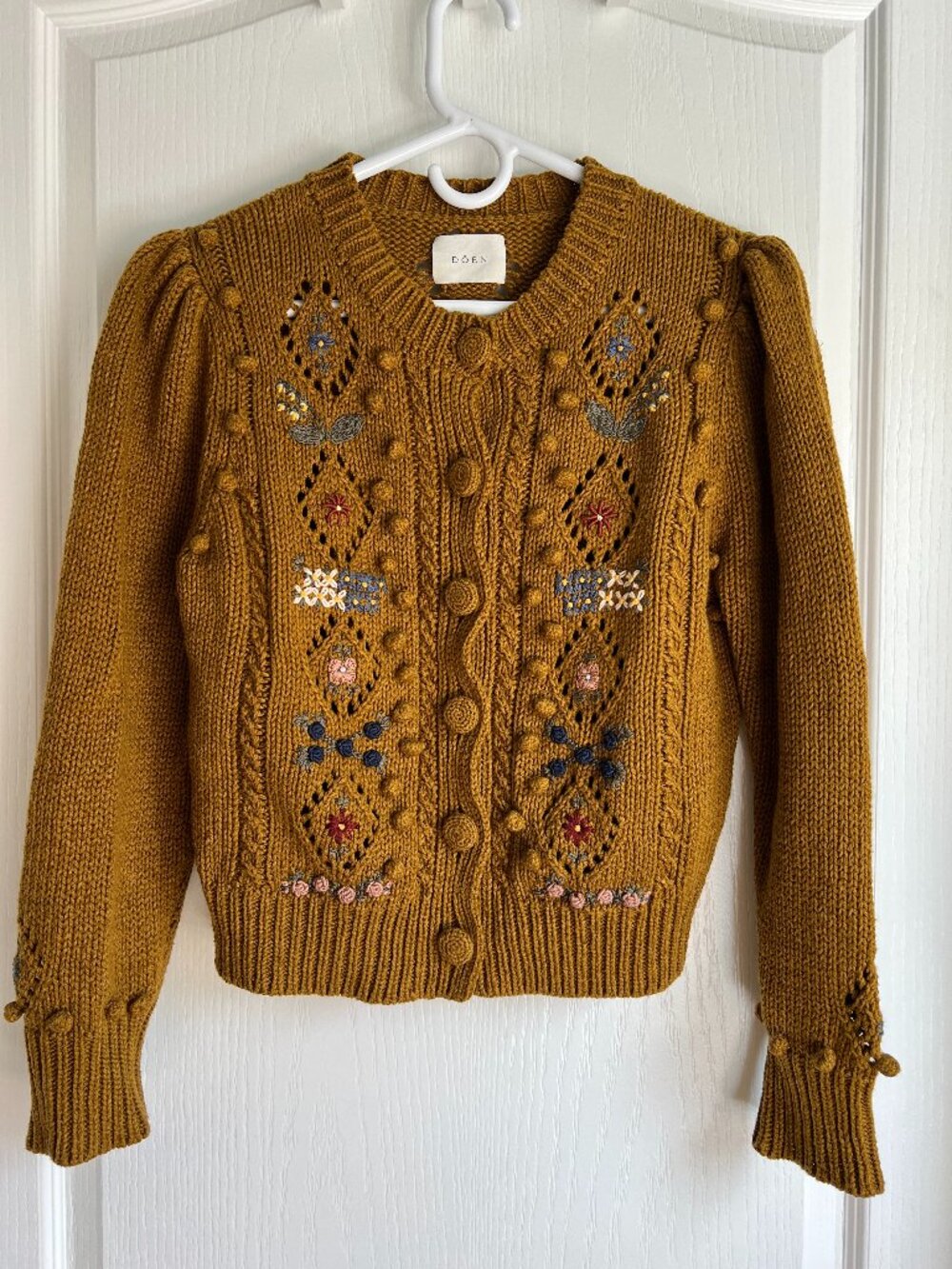 DÔEN Forget Me Not Embroidered Floral Bobble Knit Cardigan Sweater Gold Brown M